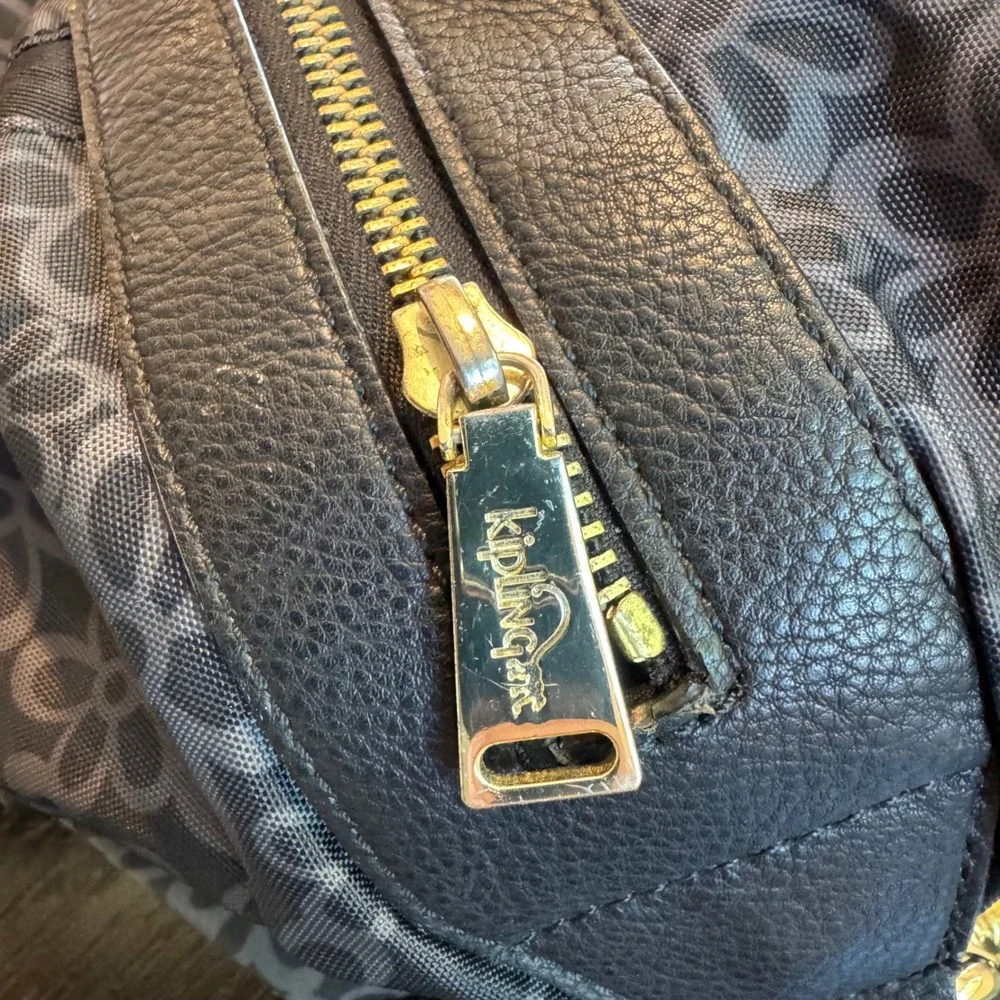 Kipling Black Grey Floral Nylon Satchel Crossbody Bag Gold Hardware Charm